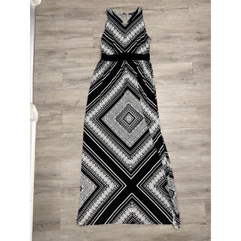 APT 9 Black White Maxi Dress Small Sleeveless Boho Geometric Print Keyhole